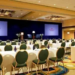 Renaissance Los Angeles Airport Hotel 